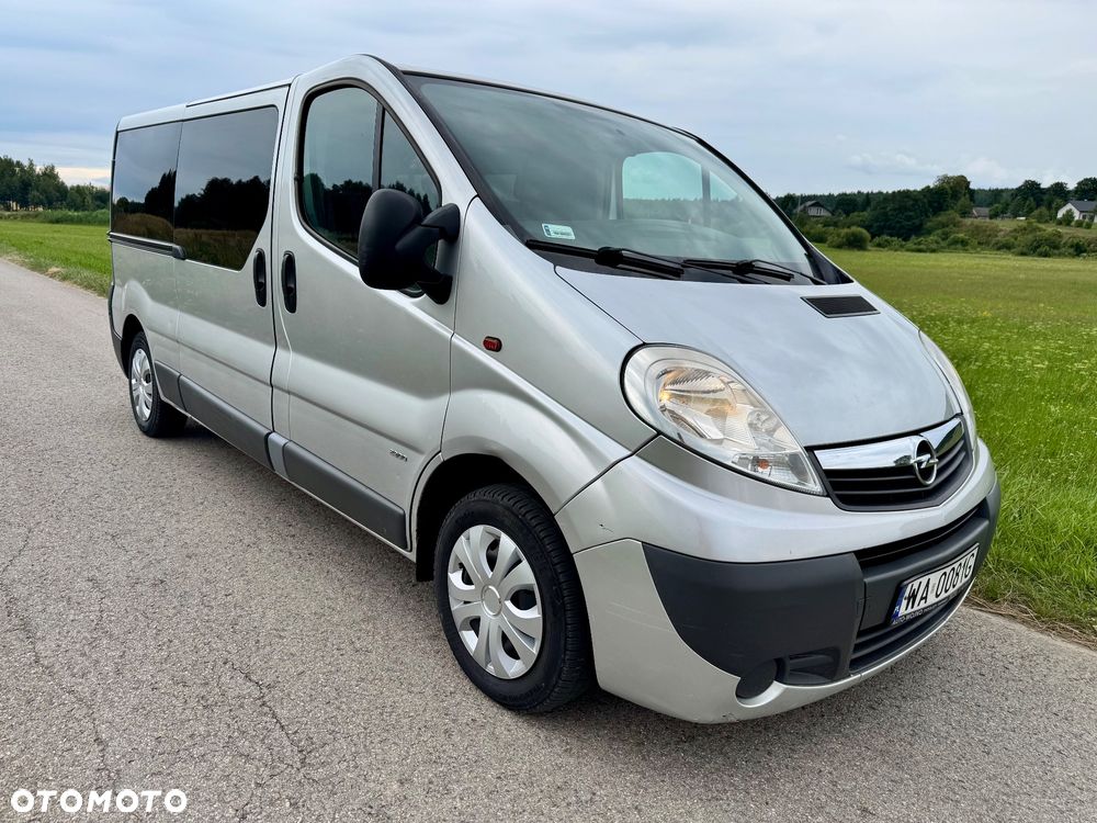 Opel Vivaro - 1