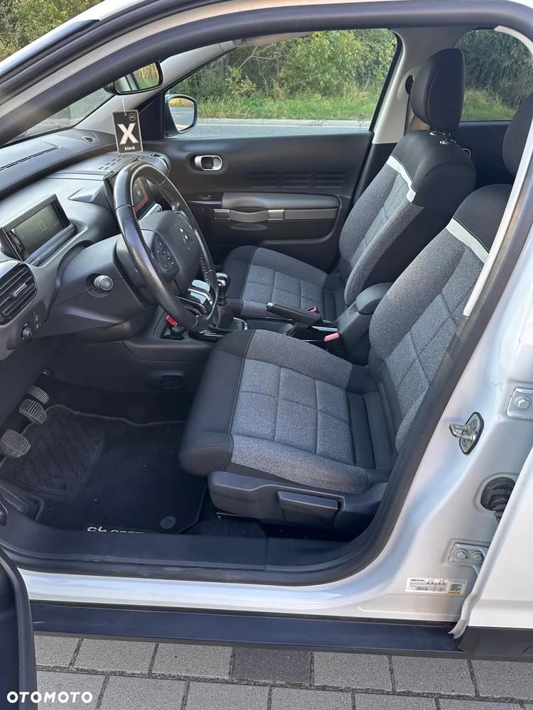 Citroën C4 Cactus 1.2 PureTech Shine S&S - 11