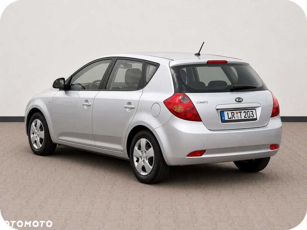 Kia Ceed 1.4 CVVT LX - 11