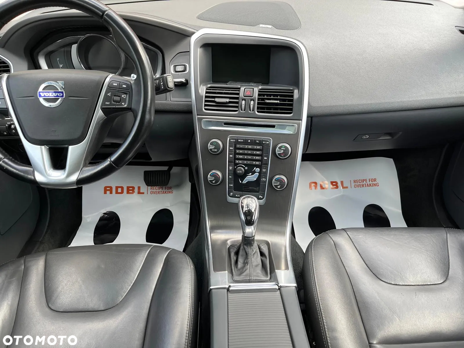 Volvo XC 60 - 10