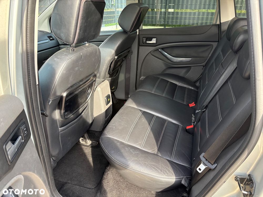 Ford Kuga 2.0 TDCi 4x4 Titanium - 15