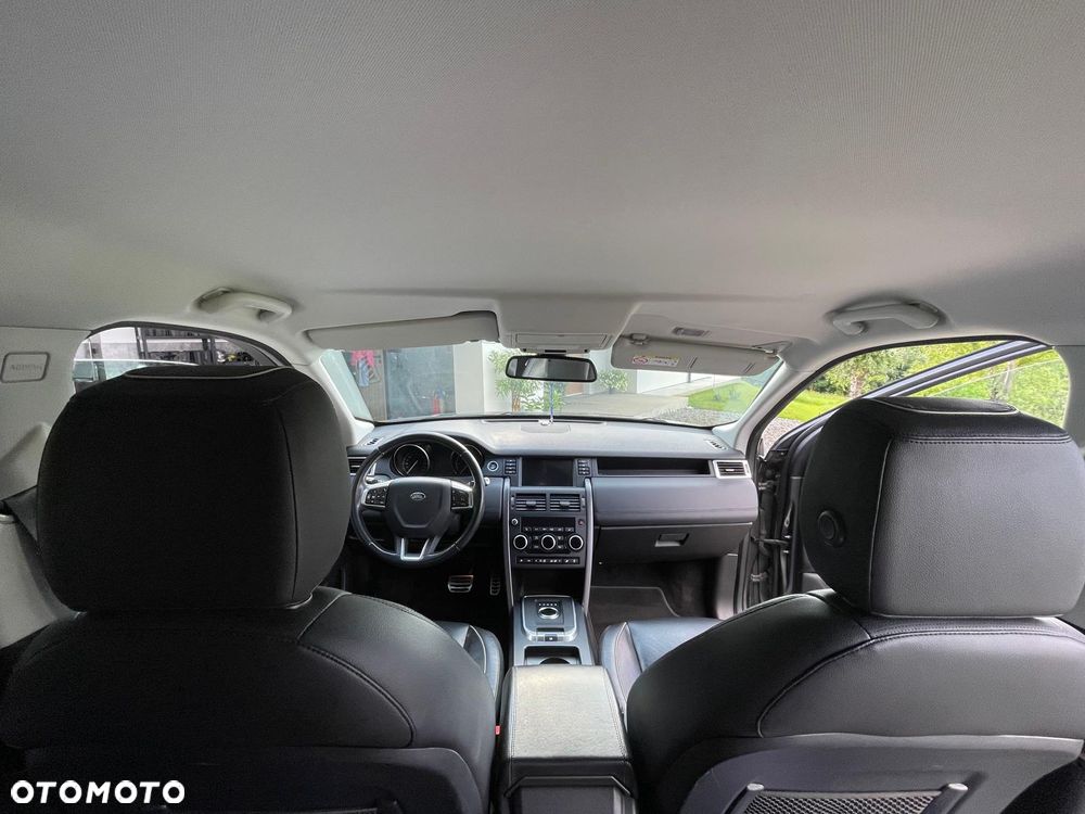 Land Rover Discovery Sport 2.0 D180 R-Dynamic HSE - 23