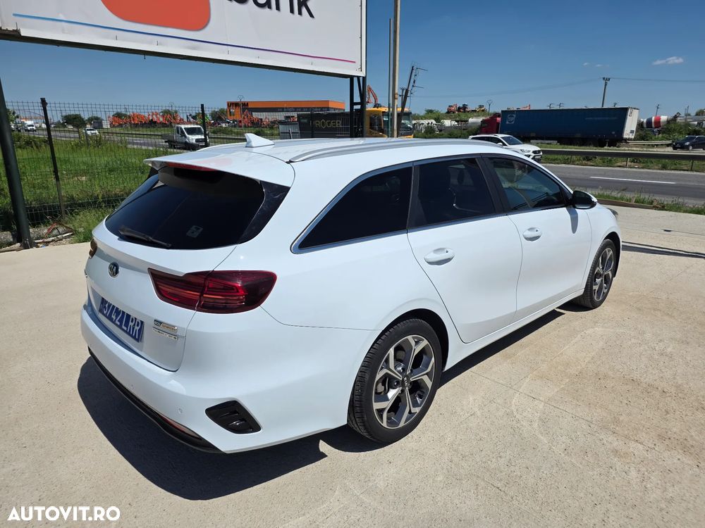 Kia Ceed 1.6 DSL MHEV 7DCT HP GT Line - 5