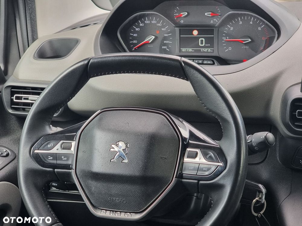 Peugeot Rifter 1.5 BlueHDI Active - 28