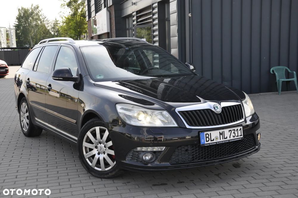 Skoda Octavia 2.0 TDI CR DPF RS - 16
