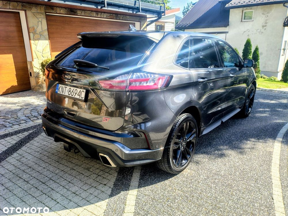 Ford Edge - 2