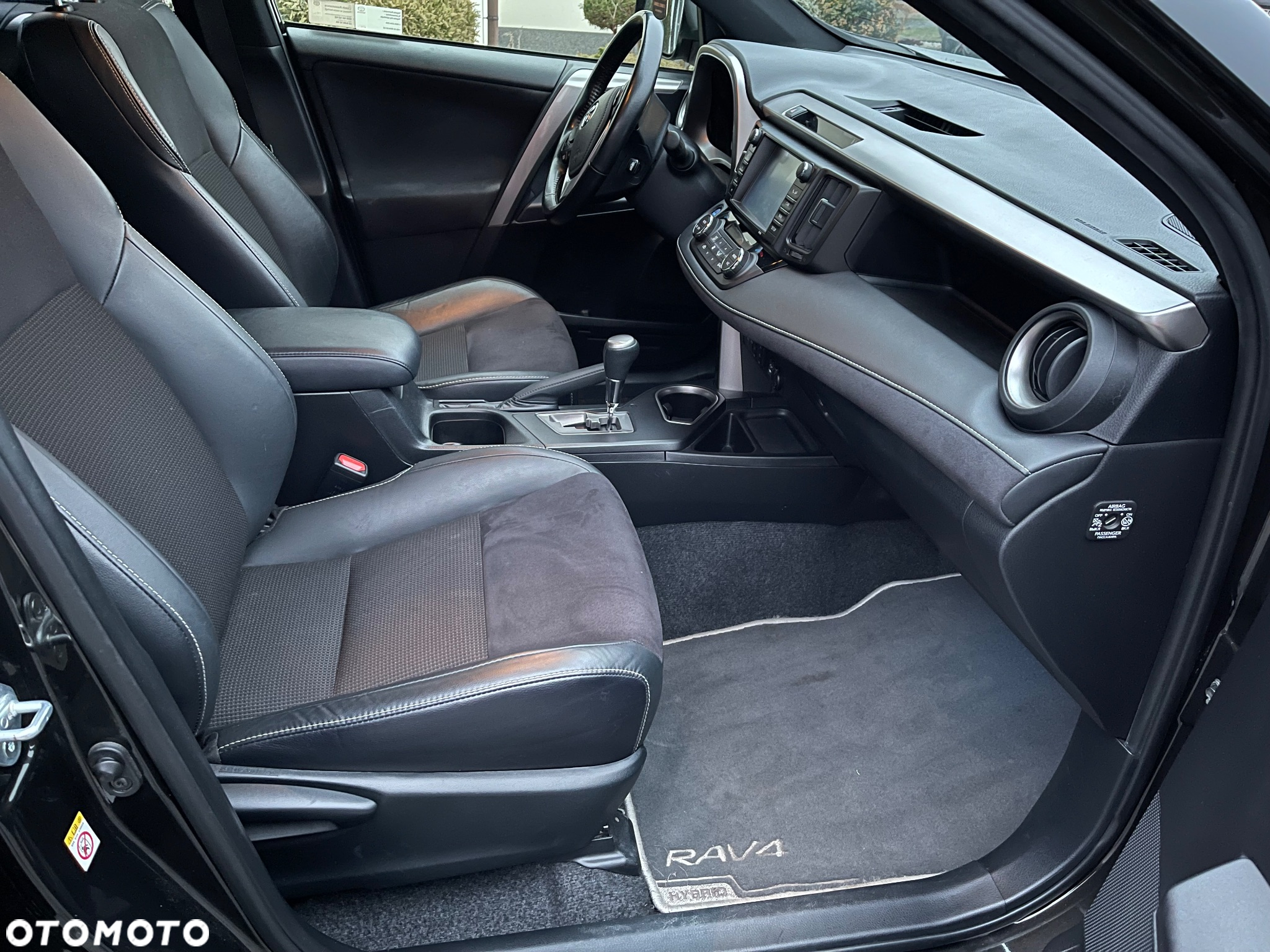 Toyota RAV4 Hybrid Prestige 4x4 - 18