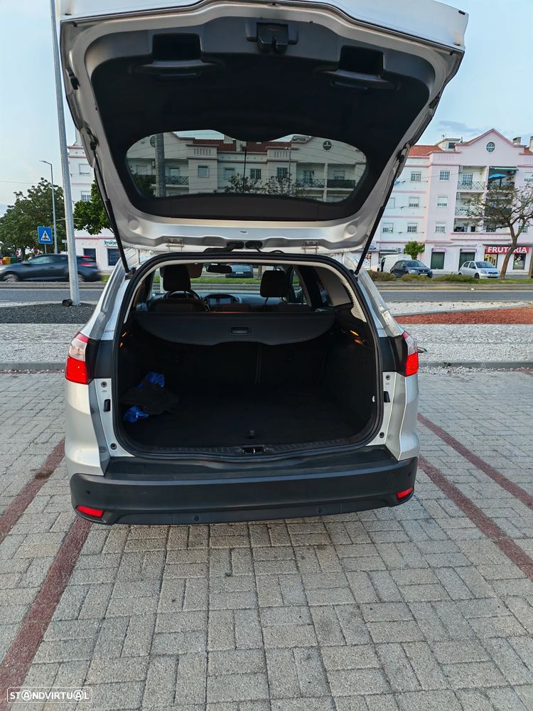 Ford Focus SW 1.6 TDCi Titanium - 9