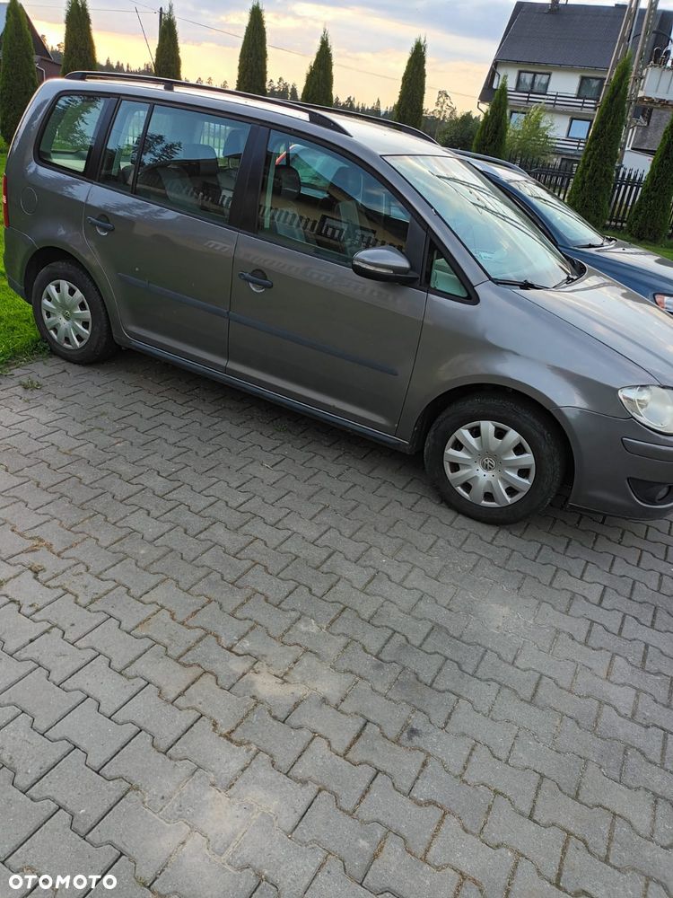 Volkswagen Touran 1.9 TDI Conceptline - 2