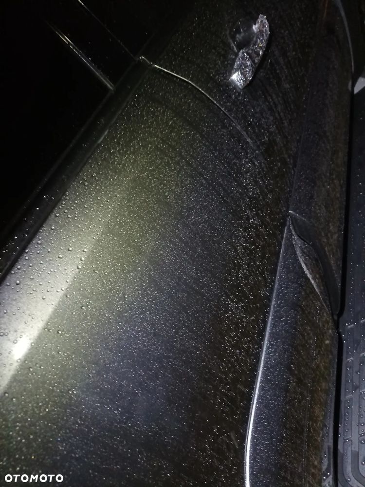 Mitsubishi Pajero - 12