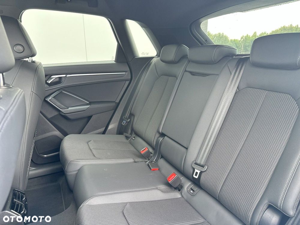 Audi Q3 - 13