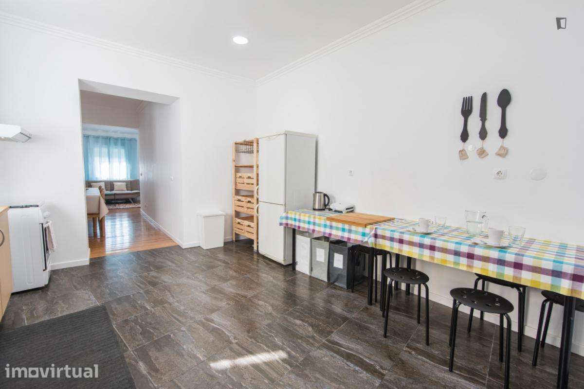 Quarto - localizado em Martim Moniz Lisbon - Grande imagem: 4/20