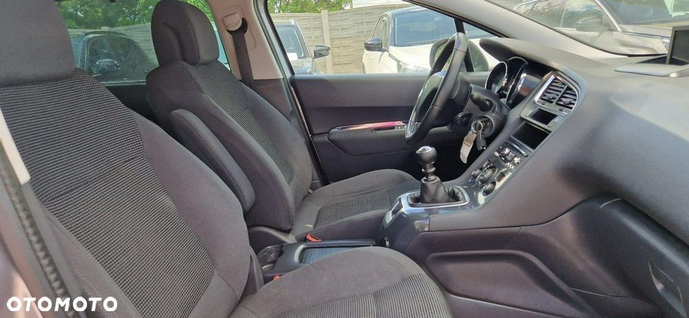 Peugeot 5008 - 33