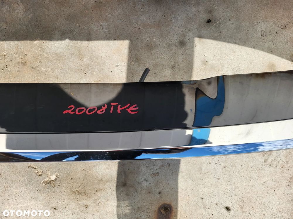 Spoiler blenda tylnej klapy Peugeot 2008 - 5