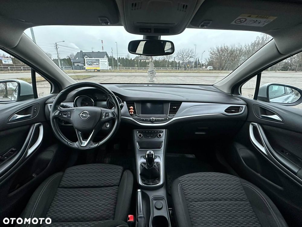 Opel Astra 1.6 CDTI Elite - 11