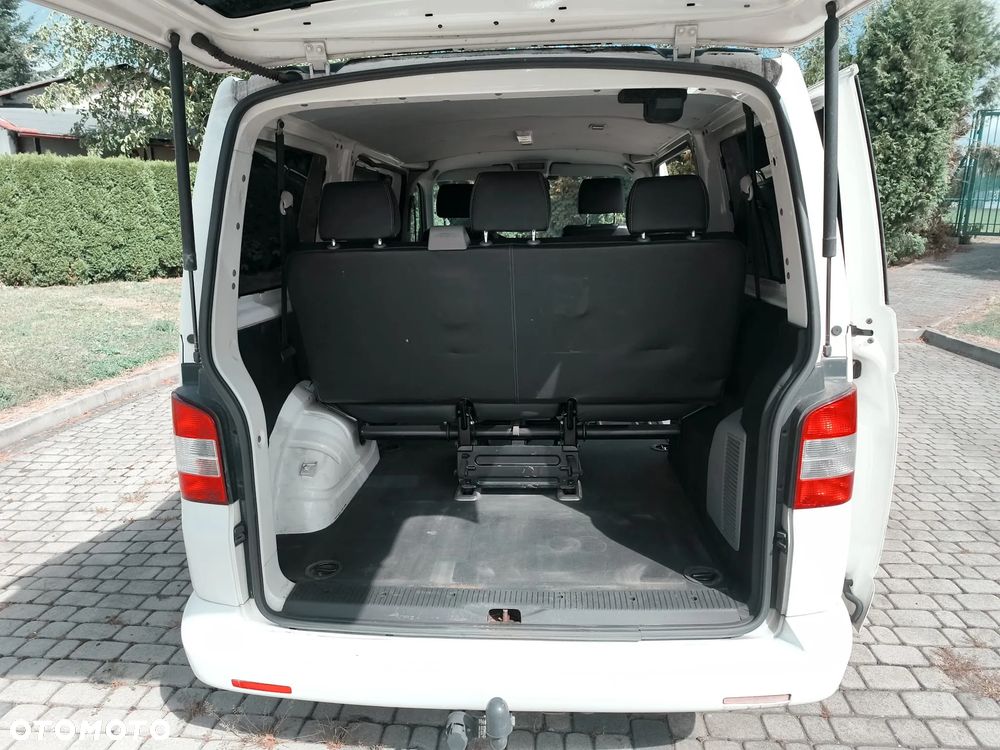 Volkswagen Transporter - 4