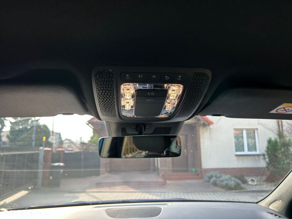 Mercedes-Benz GLA 250e AMG Line - 18