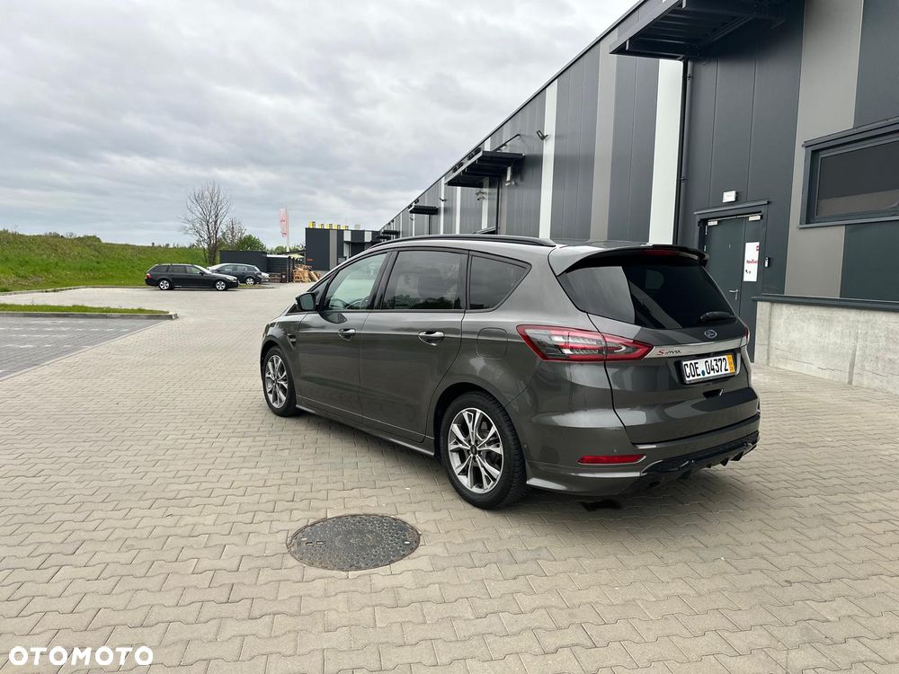 Ford S-Max - 25