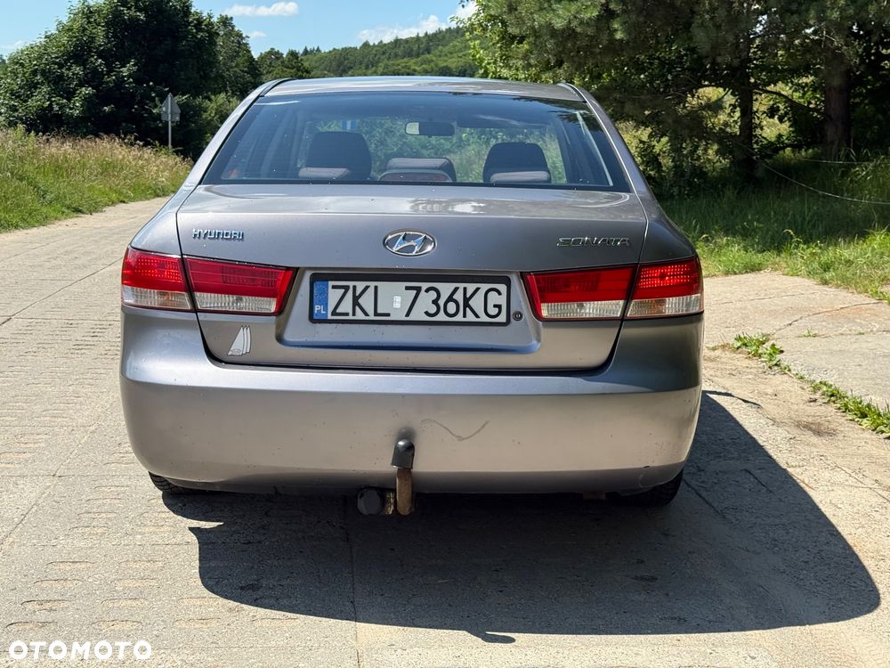 Hyundai Sonata 2.0 CRDi Style - 4