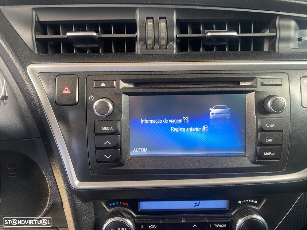 Toyota Auris Touring Sports 1.4 D-4D Com+P.Sport - 34