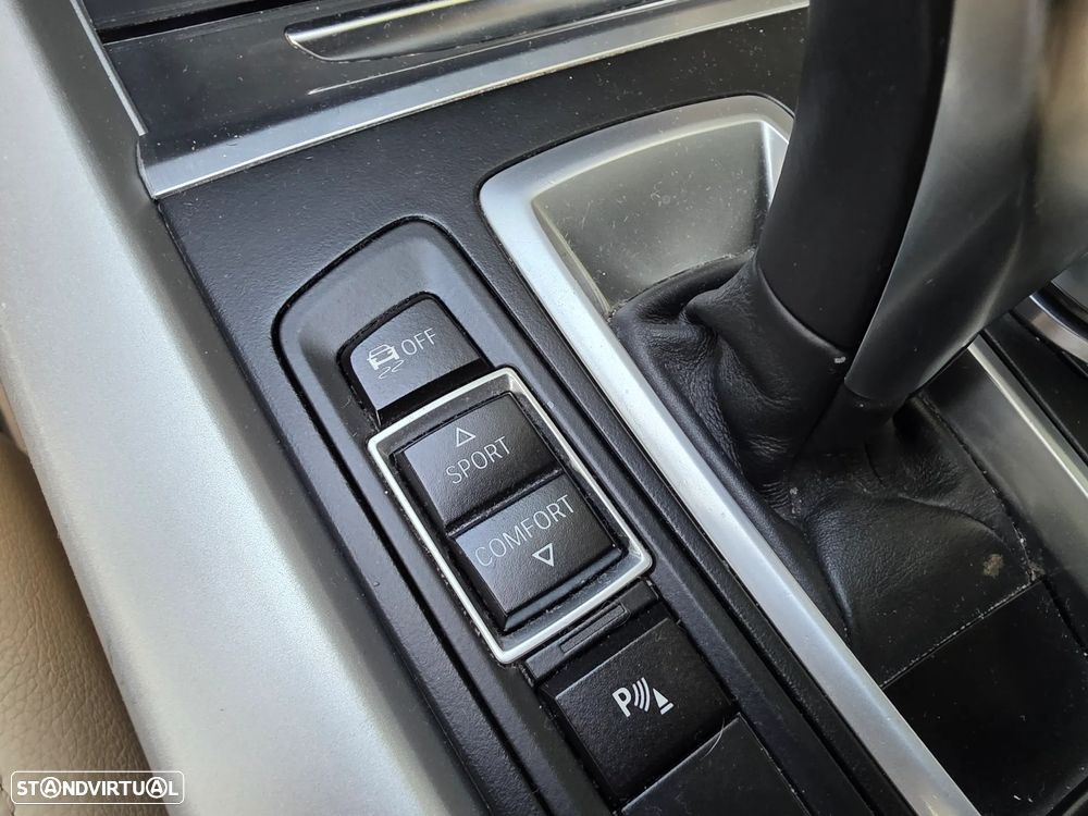 BMW X5 25 d sDrive Comfort 7L - 22