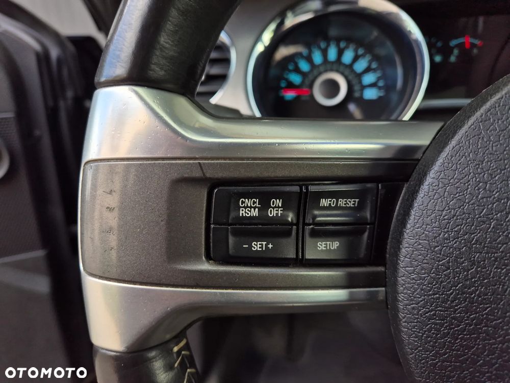 Ford Mustang 3.7 V6 - 9