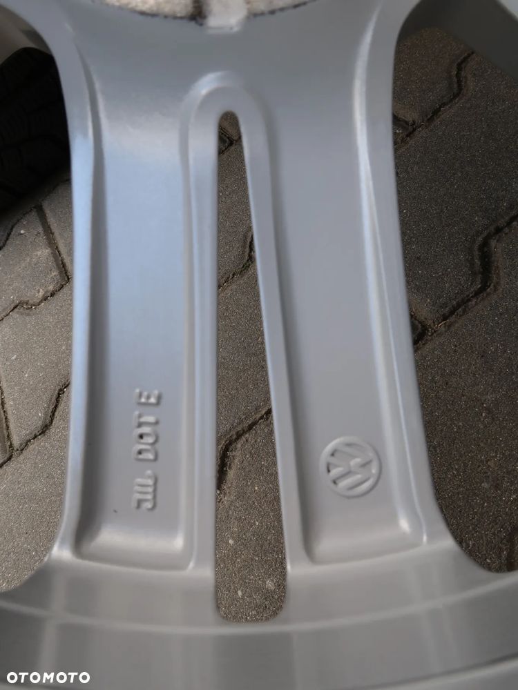 Koła zimowe VW Tiguan 18'' Opony Pirelli 235/55r18 24r - 21