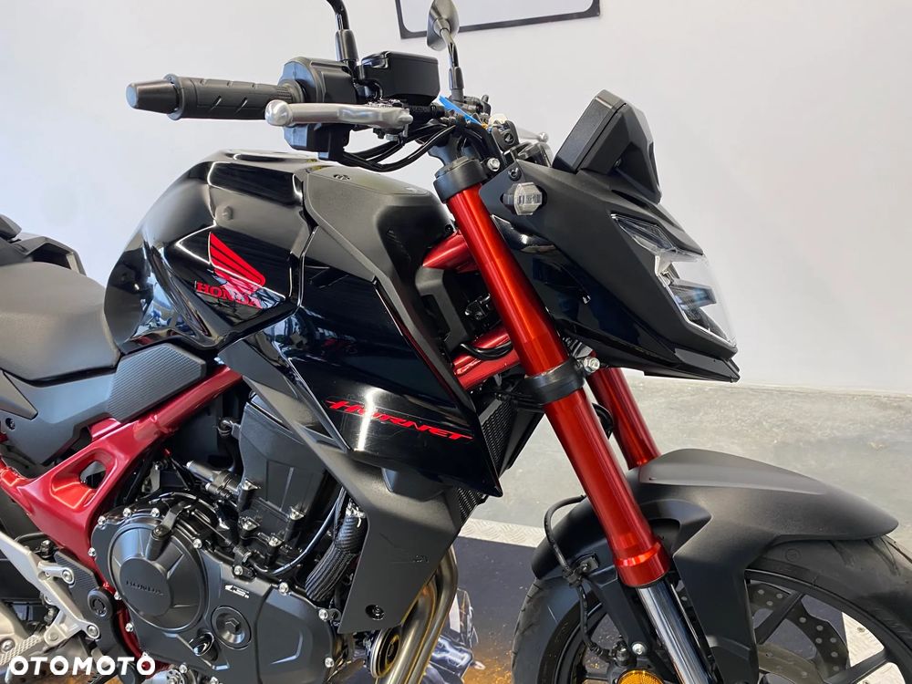 Honda Hornet - 22