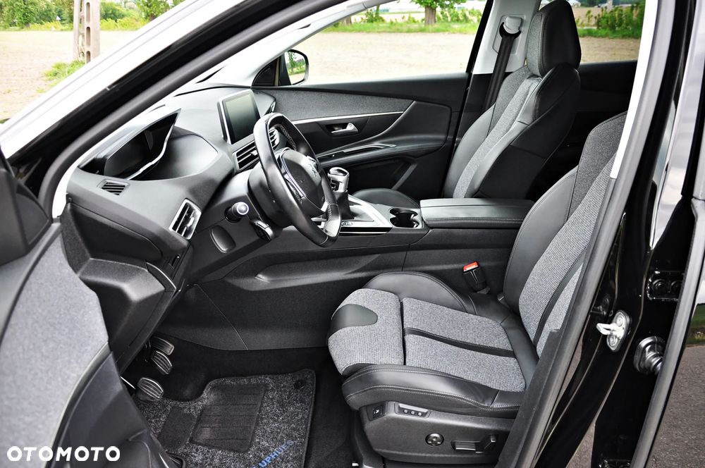 Peugeot 3008 2.0 HDi Allure - 19