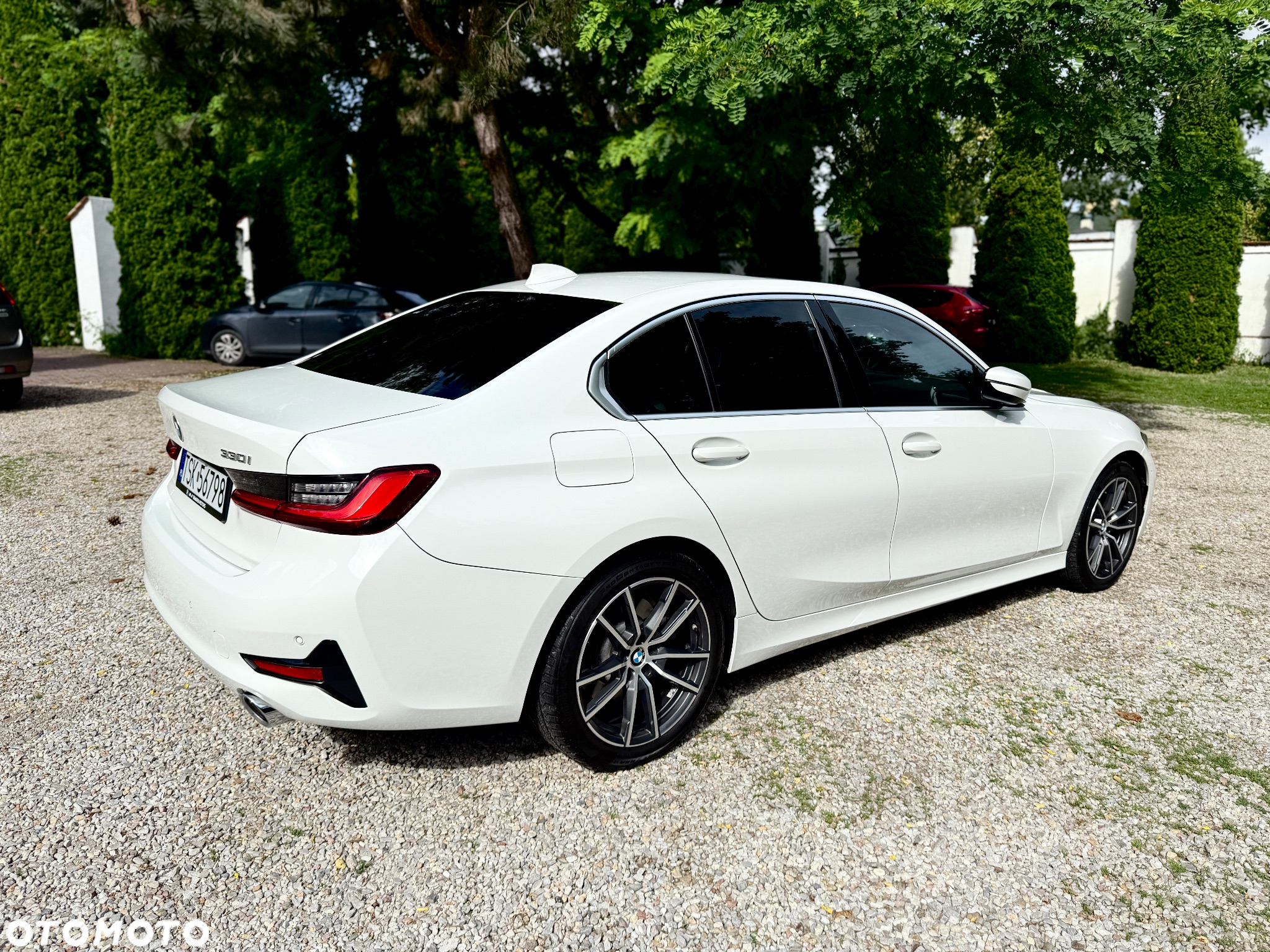 BMW Seria 3 330i xDrive - 12
