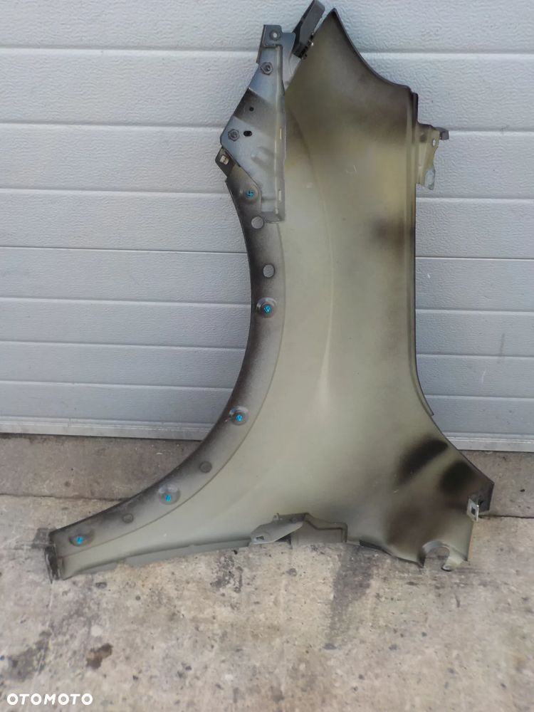 FIAT 500X BŁOTNIK PRAWY PRZÓD 601 - 6
