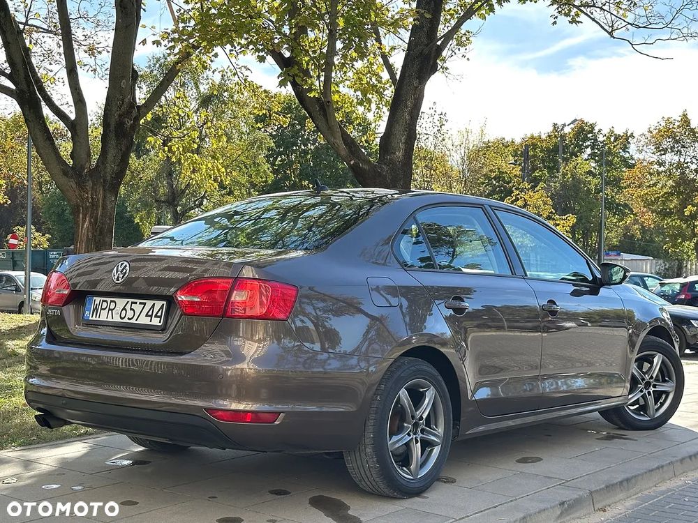 Volkswagen Jetta 1.4 TSI Comfortline - 4