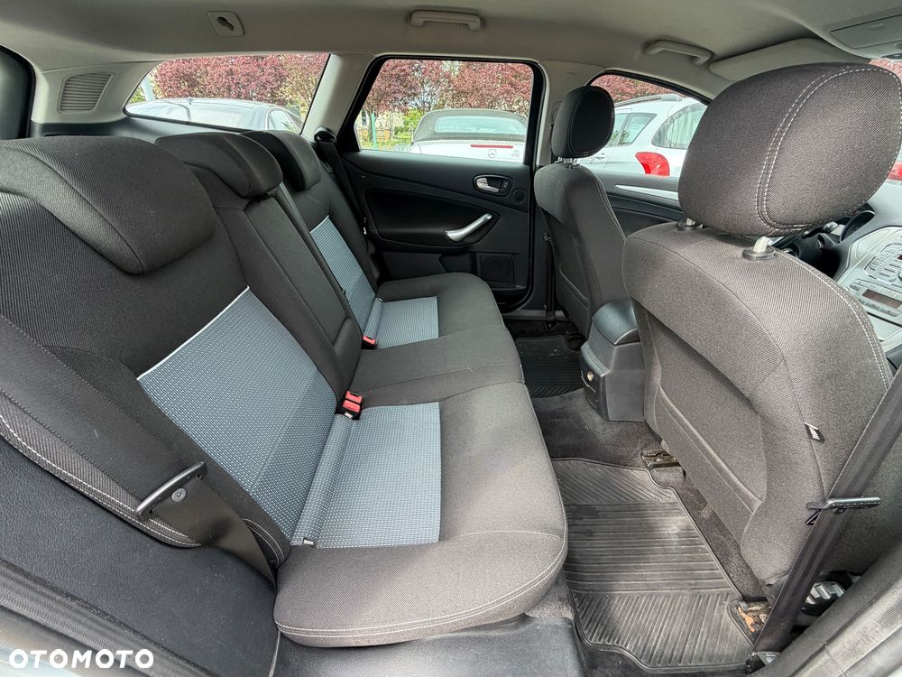 Ford Mondeo 1.6 Trend - 20