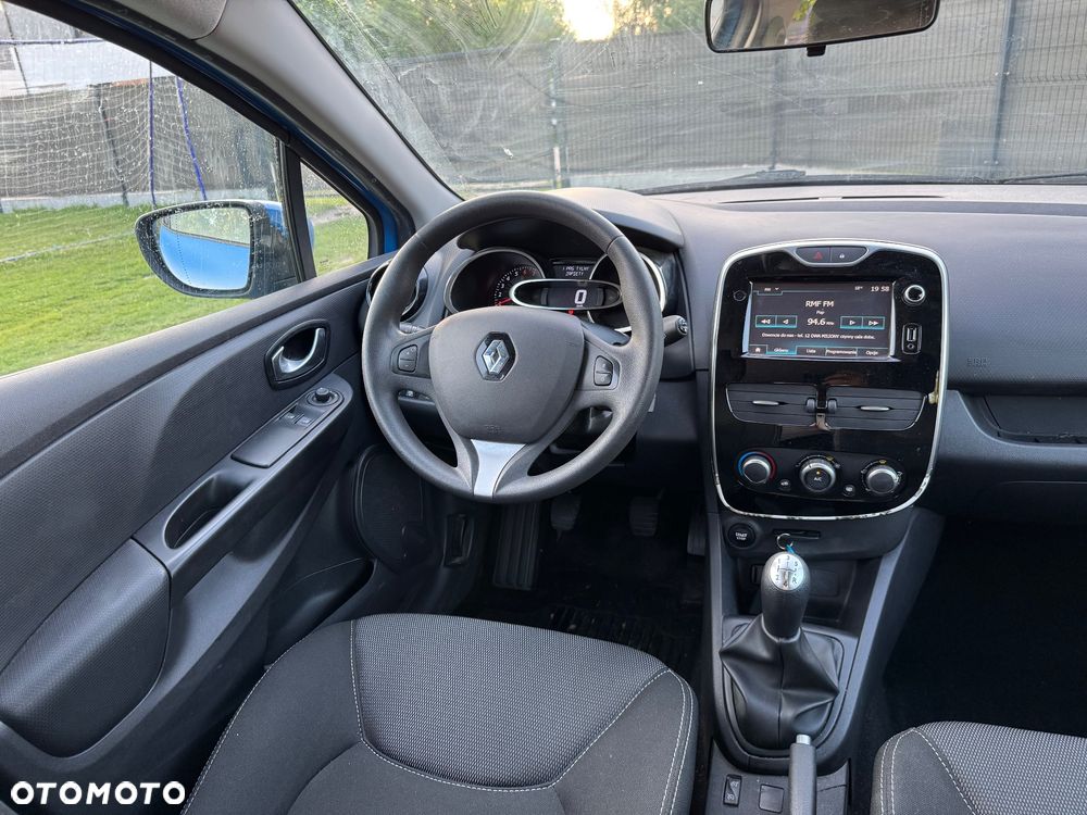 Renault Clio 1.2 16V Life - 10