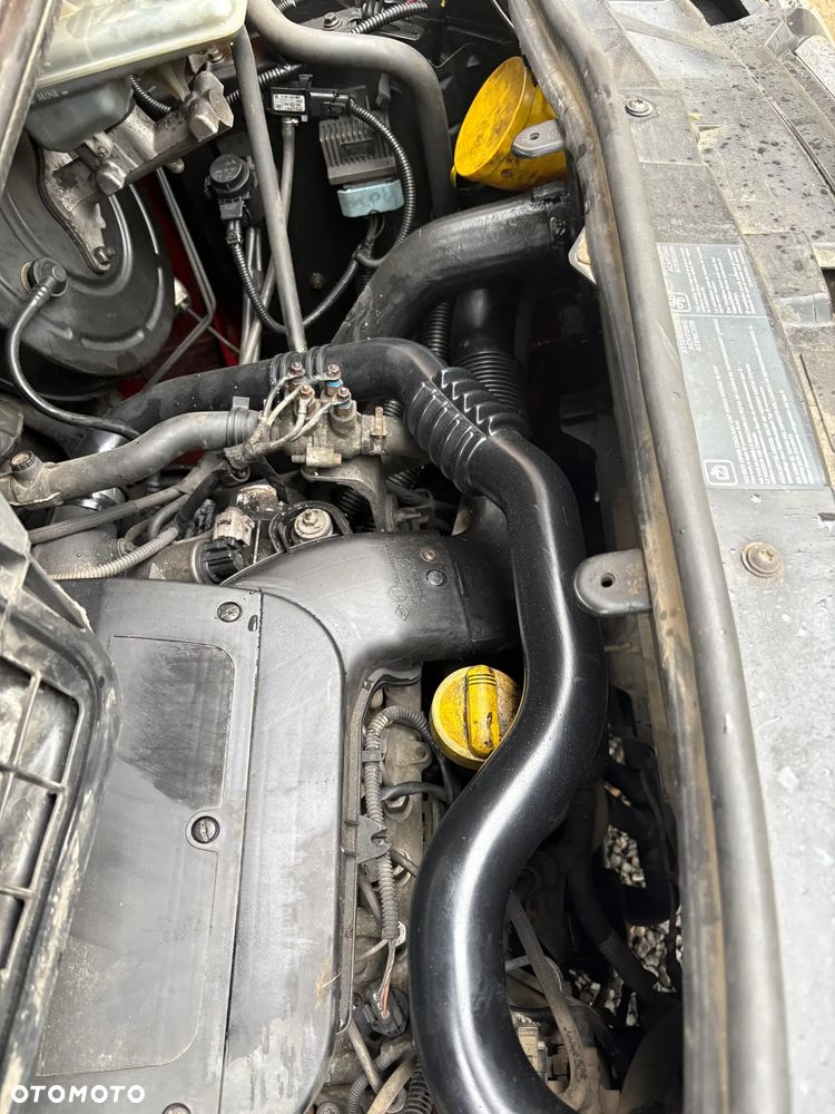 Opel Vivaro - 11