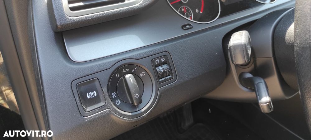 Volkswagen Passat 2.0 TDI Comfortline DPF DSG - 17