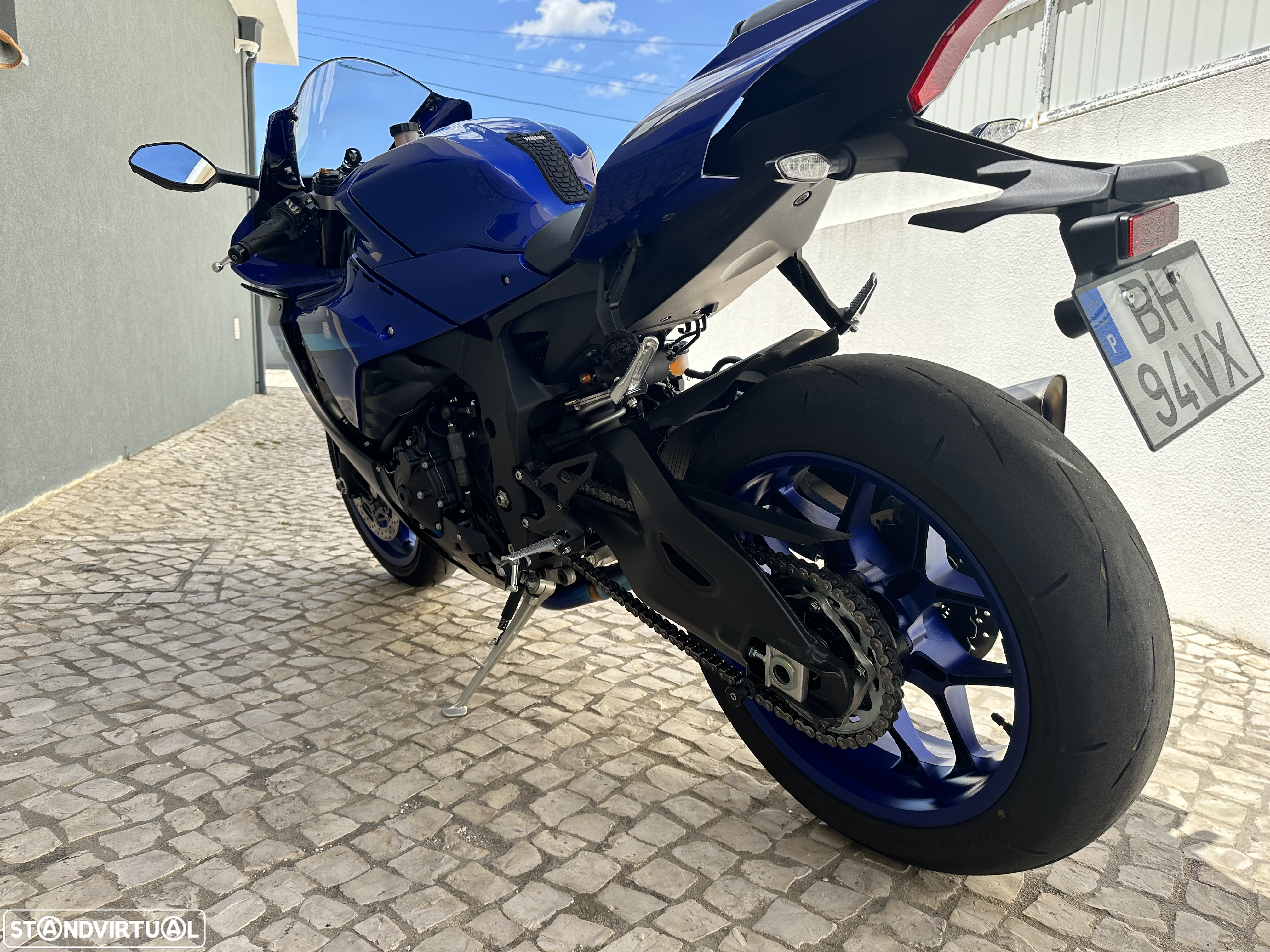 Yamaha YZF r1 modelo de 2024 - 5
