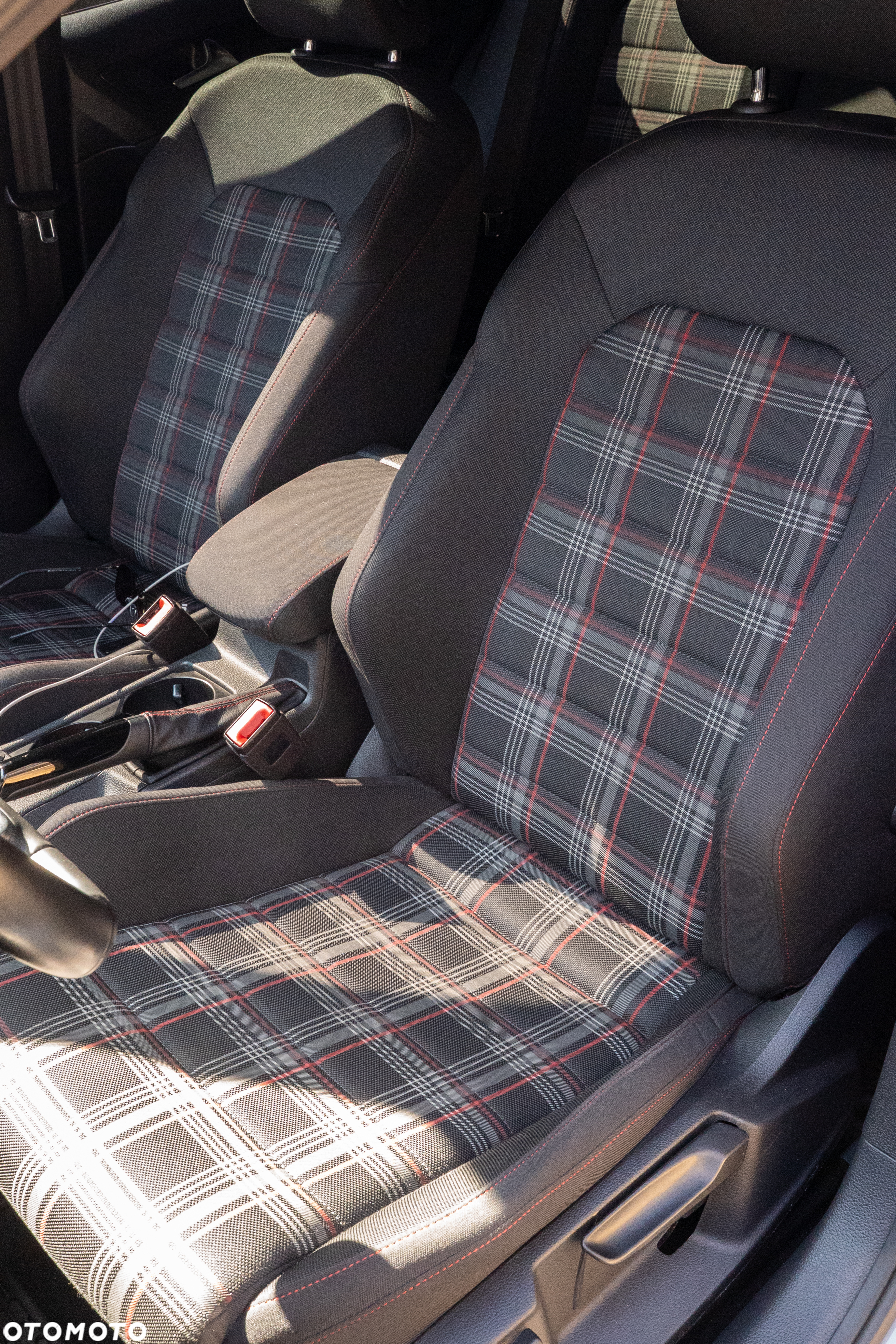 Volkswagen Golf VII 2.0 TSI BMT GTI Performance DSG - 9