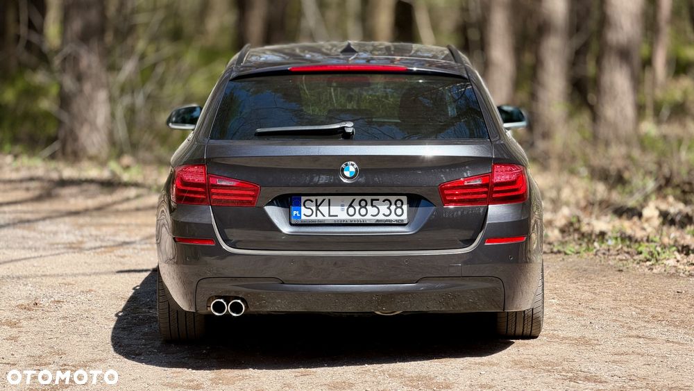 BMW Seria 5 530d xDrive - 7