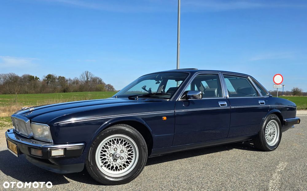 Jaguar Daimler 4.0i - 20