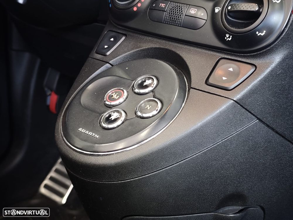Abarth 500C 1.4 T-Jet Competizione - 36