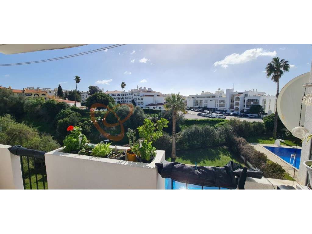 Espaçoso apartamento T1 para venda em Albufeira com piscina - Grande imagem: 5/16