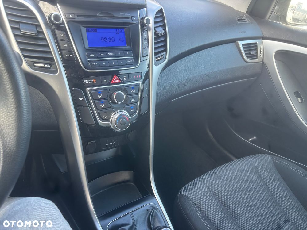 Hyundai i30 1.4 Classic + - 4