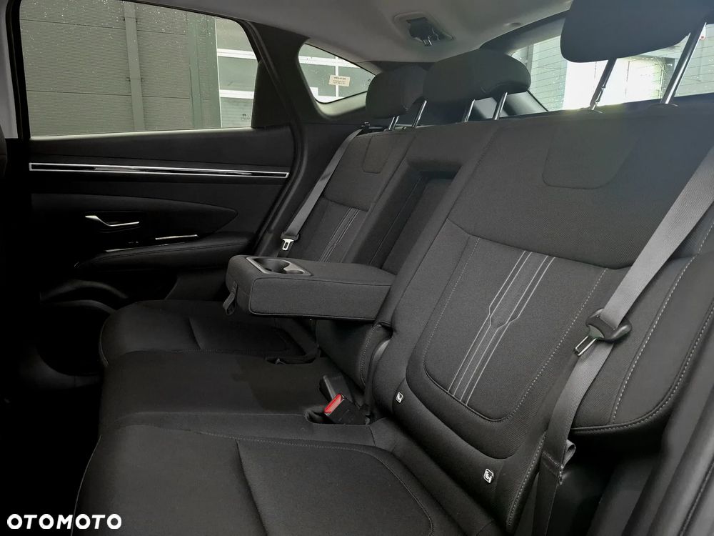 Hyundai Tucson 1.6 T-GDi Smart 2WD - 18