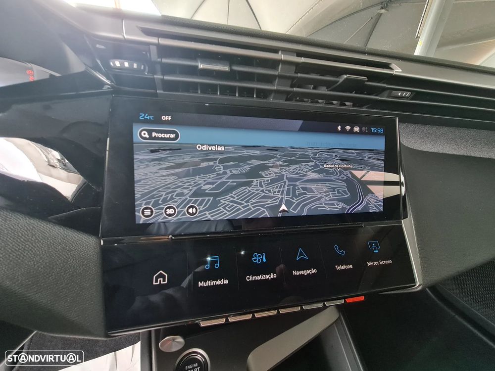 Peugeot 408 1.2 PureTech Allure EAT8 - 17