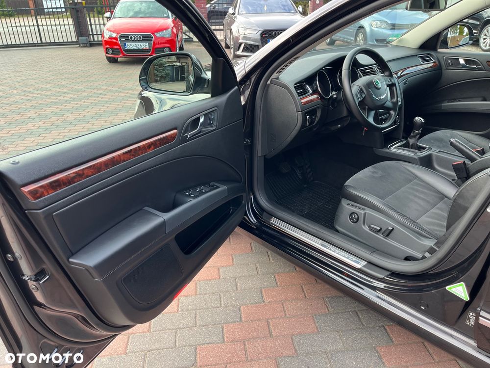 Skoda Superb 1.4 TSI Exclusive - 7