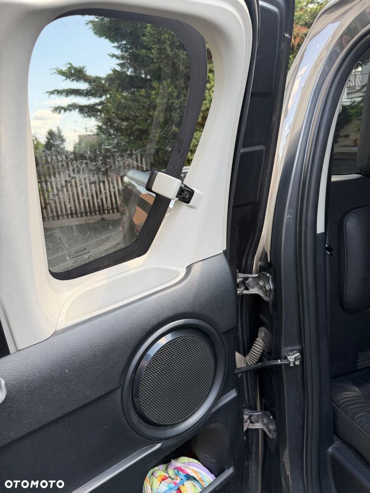 Toyota Hilux - 21