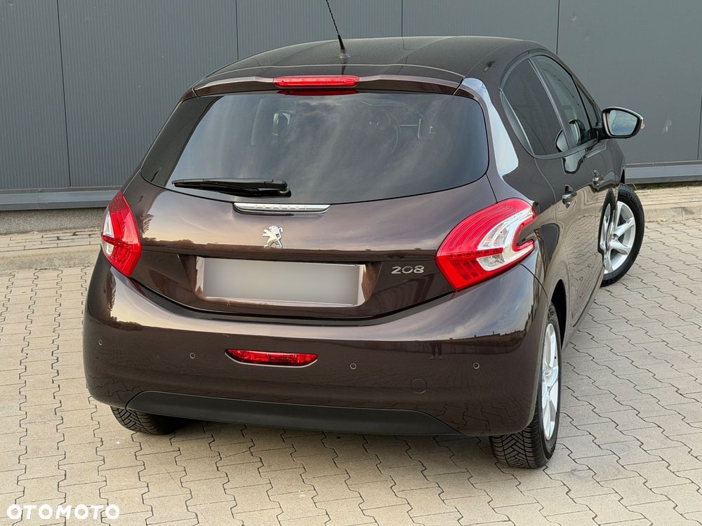Peugeot 208 PureTech 82 Start & Stop Allure - 32