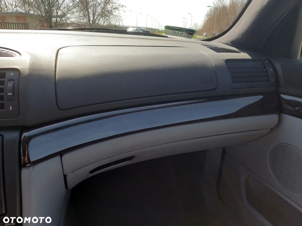 BMW Seria 7 740i - 21