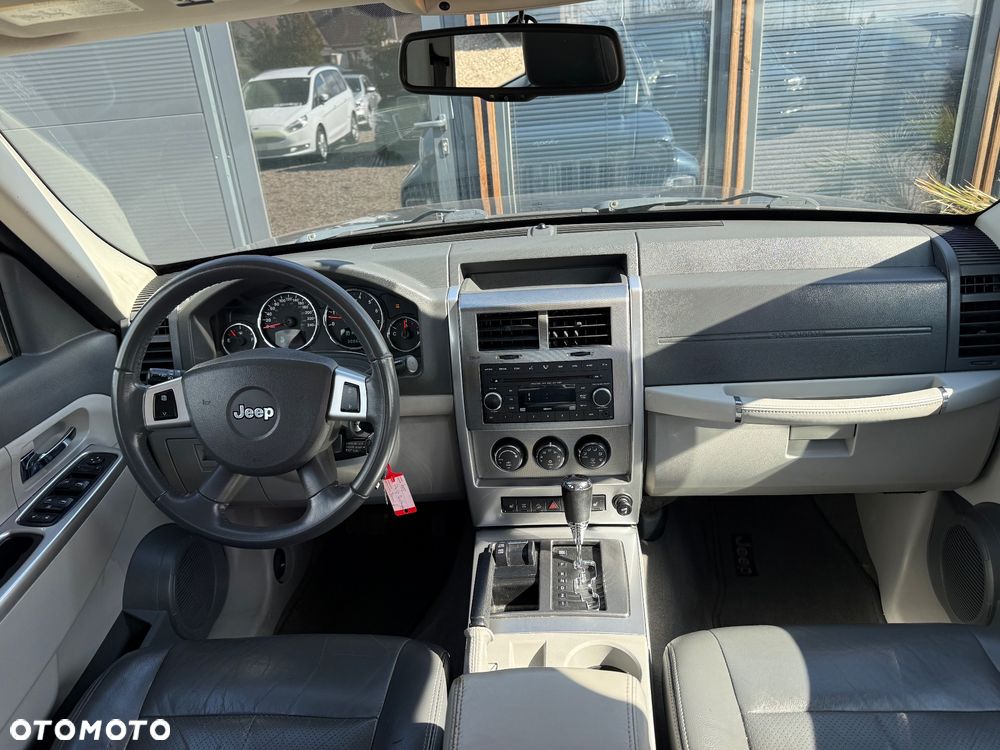 Jeep Cherokee 3.7 Limited - 15